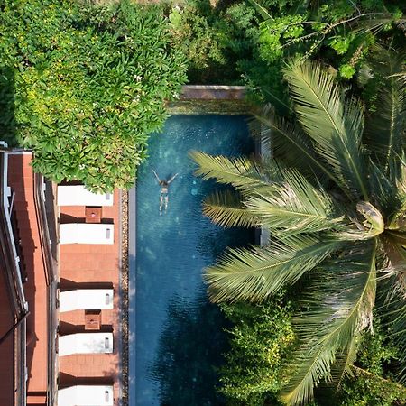 The Urban Hotel Siem Reap Bagian luar foto
