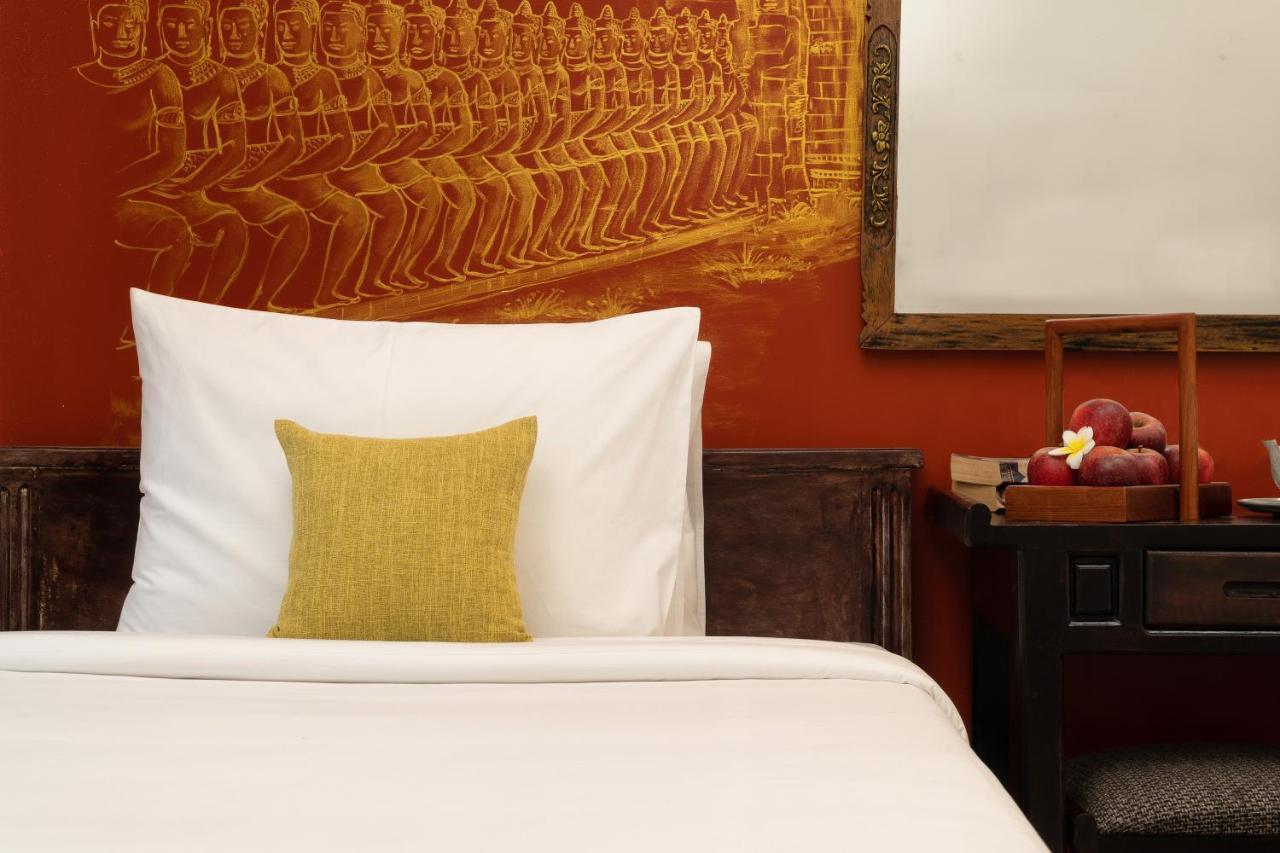 The Urban Hotel Siem Reap Bagian luar foto