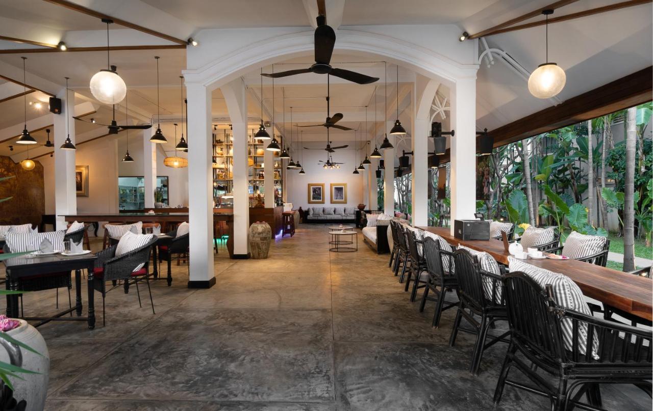 The Urban Hotel Siem Reap Bagian luar foto