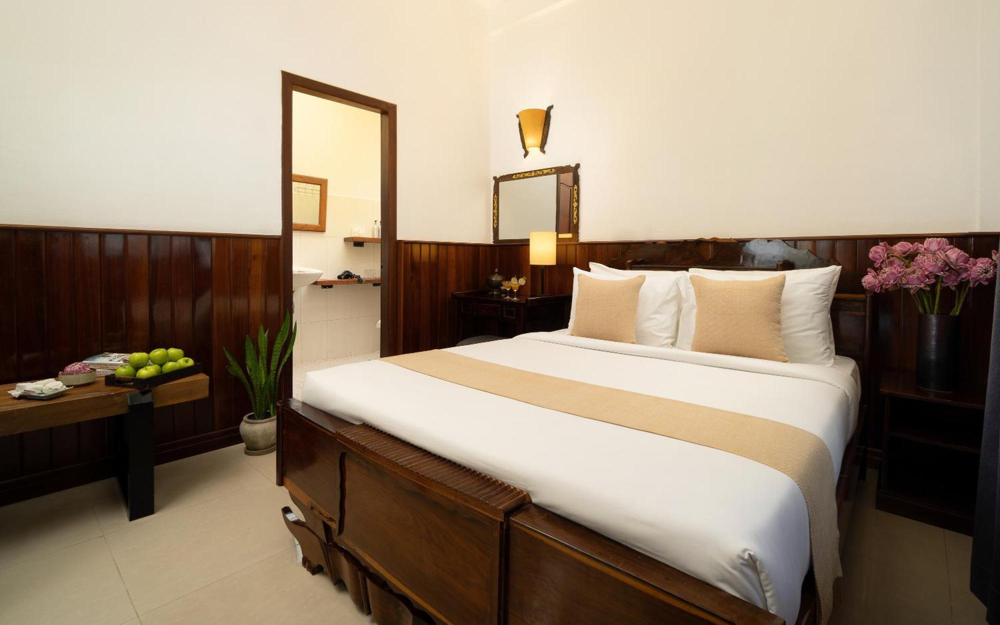 The Urban Hotel Siem Reap Bagian luar foto