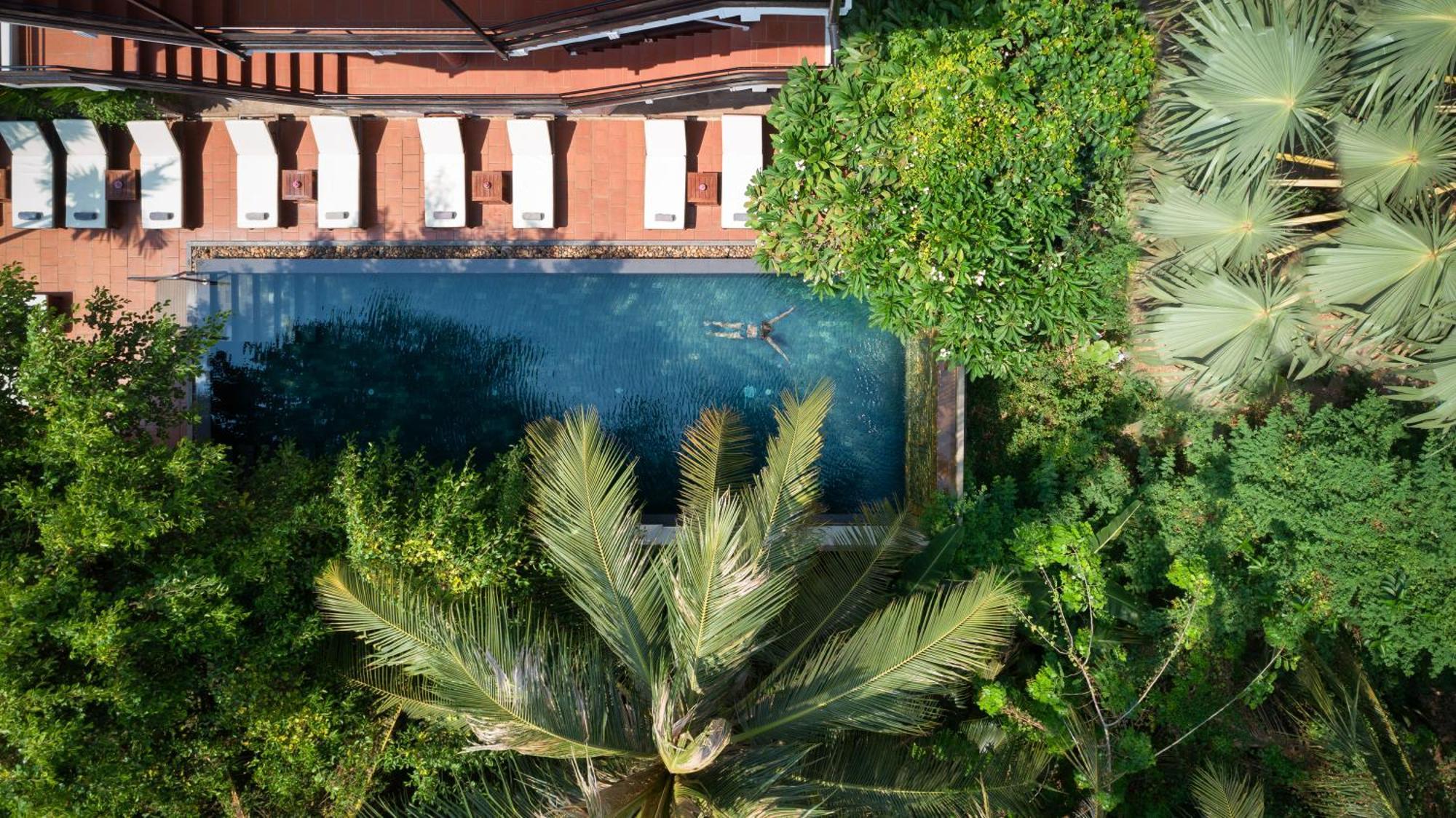 The Urban Hotel Siem Reap Bagian luar foto